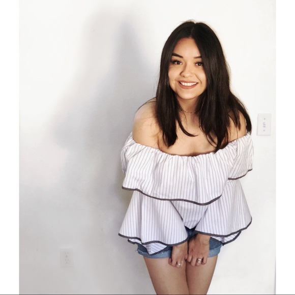 🔻(LAST)SALE Lila Grey Top - Picture 4 of 5